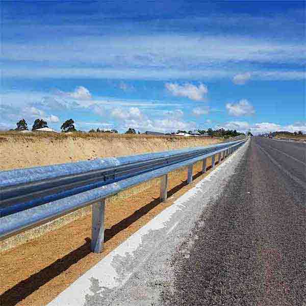 Introducción de la viga de la barandide de las autopistas galvanien caliente